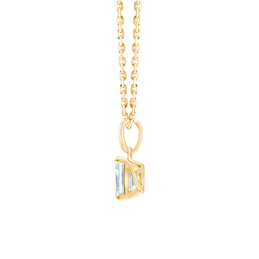 Ari Emerald (necklace)