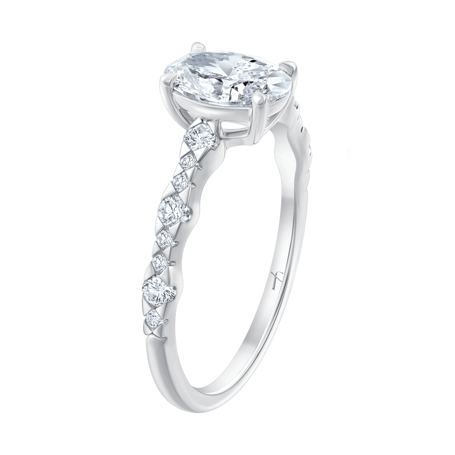 Adelaine (oval - whitegold)